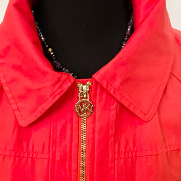 Michael Kors Raincoat🧡 - Picture 4 of 10